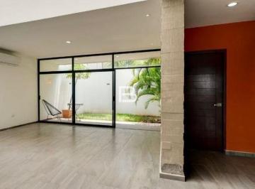 Casa · 197m² · 2 Recámaras · 2 Estacionamientos · En Venta Casa Aqua Residencial Cancun
