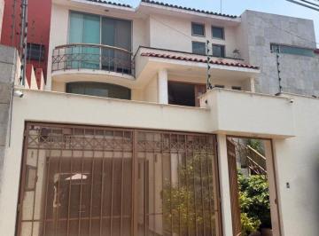 Casa de 3 habitaciones, Tlalnepantla de Baz · Casa con 3 Recámaras de 187 m² Terreno en Venta, Jardines Bellavista