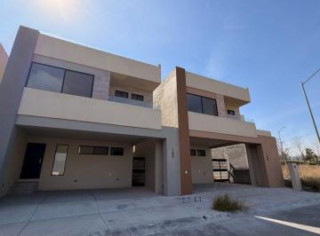 Casa · 265m² · 3 Recámaras · 2 Estacionamientos · Casa en Venta Dominio Cumbres