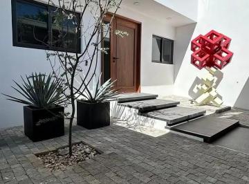 Casa de 4 habitaciones, Zapopan · Venta Casa de Lujo Colonia Seattle