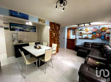 Departamento · 76m² · 3 Recámaras · 1 Estacionamiento · Departamento 3 Recámaras, Planta Baja y Cisterna Propia.