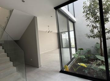 Casa · 265m² · 3 Recámaras · 2 Estacionamientos · Casa - El Barro