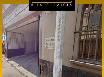 Casa en condominio de 4 habitaciones, Tlalpan · Casa en Venta en El Centro de Tlalpan en Calle Benito Juárez