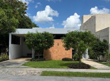 ae4c7171a05ab29794e04d975c9cb22cb4efed96afa49394f113fc0780ac3c1d · Casa en Venta de un Nivel, Privada Parque Central Al Norte de Mérida Yucatán