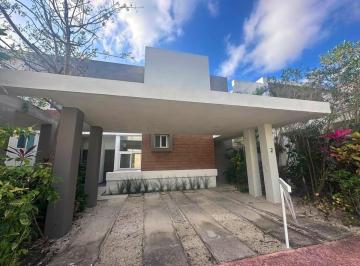 e6dd09a7de118b4d883d0b213a28b102f138e4268c1af21abfaa6137458773c1 · Casa en Venta, Privada Altozano Al Norte de La Ciudad de Mérida, Yuc