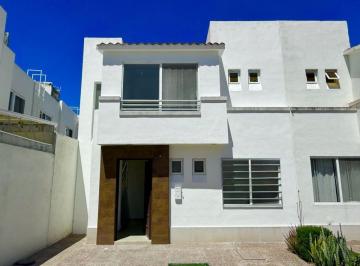 Casa de 3 habitaciones, Aguascalientes · Casas en Venta en Aguascalientes Norte en Alcazar Residencial con Terraza