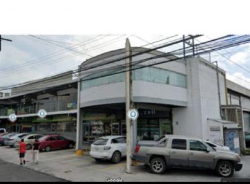 Local comercial , Monterrey · Local en Renta: Calle Jerónimo Treviño, Entre Calle Juarez y Calle Guerrero, Centro de Monterrey, Nl