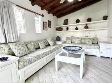 Casa de 2 habitaciones, Valle de Bravo · Casita en Privada Junto a La Costera