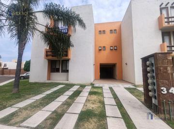Departamento · 130m² · 3 Recámaras · 2 Estacionamientos · Casa en Renta en Pueta Real, Corregidora