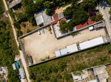 Terreno / Lote , Benito Juárez · Patio Comercial con Infraestructura en Venta / Renta Av Colegios, Cancún Q. Roo