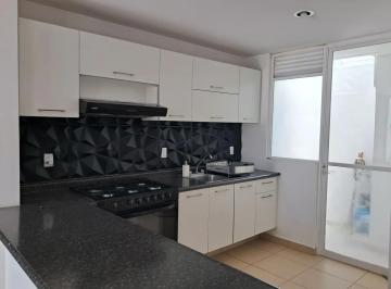 1 · Casa en Renta en Punta Esmeralda, Condominio Oporto, Corregidora, Querétaro