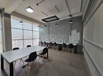 ecf0e12779fe5bdb5745c408ff7de20432f50ea6f5de9ddcf1a1c69dcedf0ade · Milenio III | Oficina Moderna en Venta, con Mobiliario