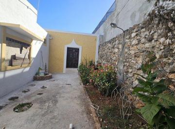 Casa · 172m² · 3 Recámaras · Casa en Venta Mérida Centro, con Proyecto de Remodelación y Permisos