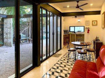 Casa de 1 habitación, Mérida · Casita a Unos Pasos de Paseo de Montejo, con Paneles Solares