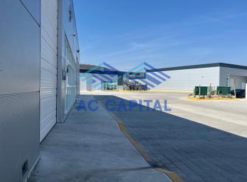 Bodega comercial · 280m² · 4 Estacionamientos · Bodega en Renta Europark III Querétaro 220 m² con Oficina y Business Center