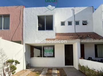Casa · 92m² · 3 Recámaras · 1 Estacionamiento · Casa en Renta Rincón de Los Cipreses
