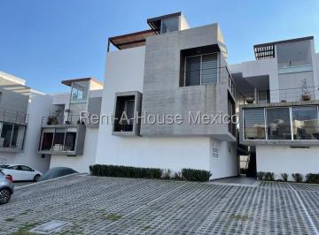 Departamento de 3 habitaciones, El Marqués · Departamento de 3 Recamaras y Sala Tv en Renta en Zakia
