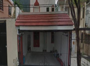 Casa de 3 habitaciones, Guadalupe · Casa en Venta en Camino Real Guadalupe Nuevo León
