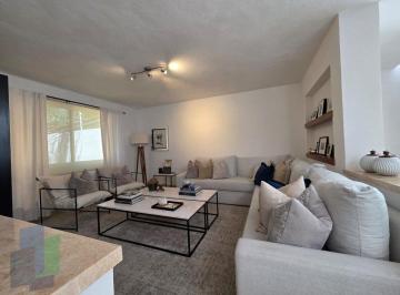 3120c69d9aefd33fa69a624a592bc79066f6a0cad850bbf4bfa72bd87b928ca9 · Casa en Renta Completamente Amueblada en Jurica Pinar