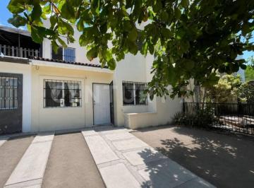 Casa · 121m² · 4 Recámaras · 1 Estacionamiento · Casa en Renta en Fraccionamiento La Rivera