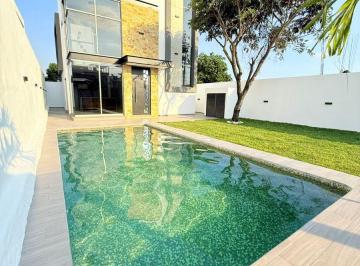 Casa de 3 habitaciones, Tlayacapan · Venta de Casa con Alberca en Tlayacapan