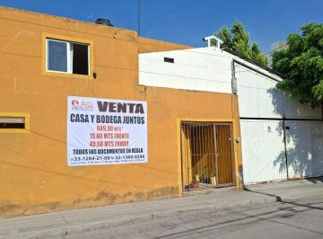 Bodega comercial de 2 habitaciones, San Luis Potosí · San Luis Potosí, Bodega con Area Habitacional U Oficinas en Colonia Las Piedras