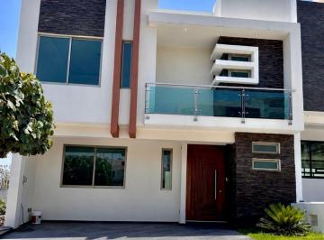 Casa de 3 habitaciones, Zapopan · Casa Nueva en Venta en La Cima de Zapopan