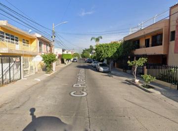 Casa de 3 habitaciones, Guadalajara · - Casa en Remate Bancario - Monumental, Guadalajara, Jal
