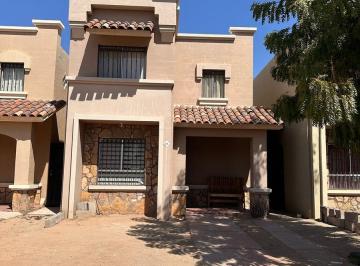 Casa · 78m² · 2 Recámaras · 1 Estacionamiento · Casa en Venta en California Residencial