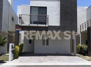 Casa de 3 habitaciones Venta MN 3,850,000 · Casa Venta Residencial del Parque, Melissani