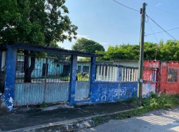 1 · Terreno o Casa en Venta Sobre Calle Principal Col Playa Linda Veracruz
