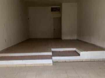 INTERIOR DE FRENTE · Local Comercial en Renta Sobre Blvd Adolfo Lopez Mateos Leon