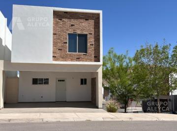 Casa · 159m² · 3 Recámaras · 2 Estacionamientos · Casa en Renta en Tracia Residencial Zona Reliz