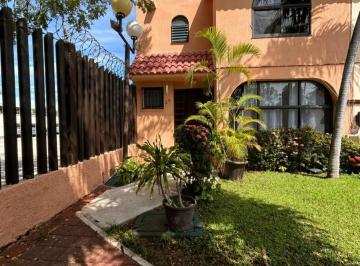 Casa · 125m² · 3 Recámaras · 2 Estacionamientos · Casa en Venta en Cancún Zona Centro