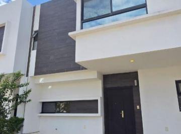Casa de 3 habitaciones, Benito Juárez · Oportunidad! Casa Familiar de 3 Hab en Residencial Vitala - Alberca y Seguridad
