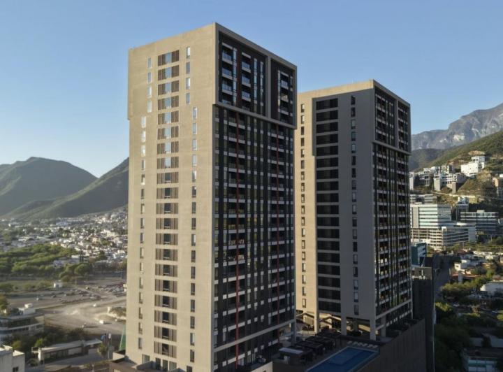 Desarrollo vertical , Monterrey · Venta Departamentos en Monterrey | T2 E. Inmediata T3 Preventa | Desde $5.8 Mdp