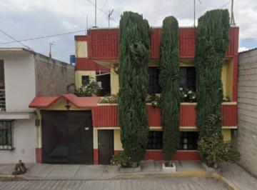 Casa de 4 habitaciones, Nicolás Romero · Casa en Venta en Calle Jazmin #2