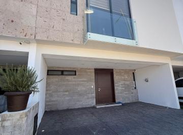 Casa en condominio de 3 habitaciones, Zapopan · Gran Casa Amueblada y Equipada en Renta en Capital Norte, Coto Creta, Zapopan