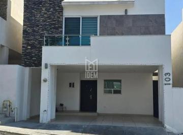 Casa · 100m² · 3 Recámaras · 1 Estacionamiento · 1906 - Casa en Renta La Perla Carretera Nacional