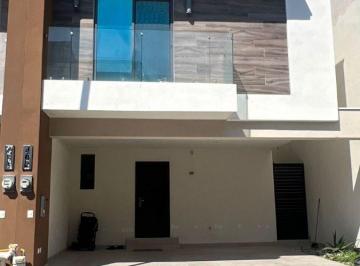 Casa de 3 habitaciones, García · Casa en Renta Montenova