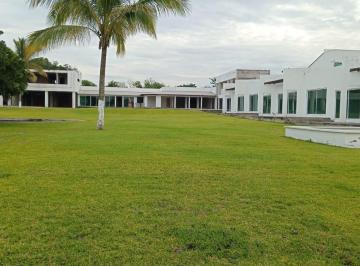 Quinta de 15 habitaciones, Jonacatepec · Rancho Habitacional