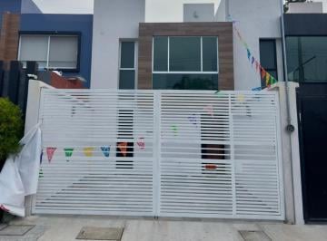 Casa de 4 habitaciones, Puebla · Casa Nueva en Venta en Fraccionamiento con Recamara en Planta Baja Cerca Cu Buap Las Torres
