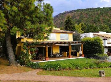 86aa4f4a892c87c762435aff9ad4755de14b99acd5bf0941196e3157c20f96c3 · Casa en Venta en Punta Sur Valle de Bravo