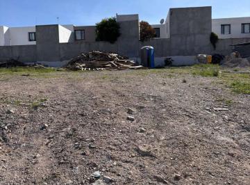 Terreno / Lote · 300m² · Terreno en Venta en Lago de Pátzcuaro Cumbres del Lago Juriquilla