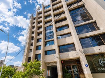 Oficina , Guadalajara · Oficina Zona Lazaro Cardenas con Vista Al Riu
