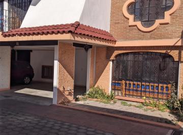 Casa en condominio de 3 habitaciones, Toluca · Casa en Venta en Residencial Alameda, Toluca - 184 m² con Solario y Seguridad