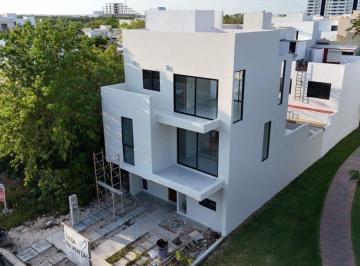 Casa de 3 habitaciones, Benito Juárez · Casa en Venta en Cancun