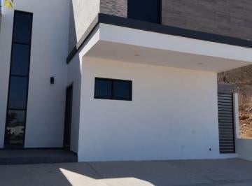 Casa de 3 habitaciones, Mazatlán · Casa en Venta en Coto 1 de Veredas Residencial