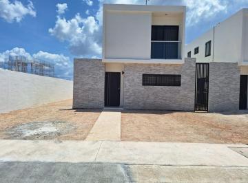 Casa de 2 habitaciones, Mérida · Casa en Renta Amueblada y con Paneles Solares, en Fracc. Las Américas