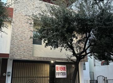 Casa de 2 habitaciones, Apodaca · “¡Esta Casa Acaba de Bajar de Precio en Apodaca!”